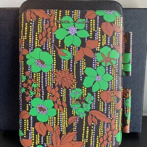 Prada Saffiano Leather Flower Print iPad Tablet Case - Smeraldo